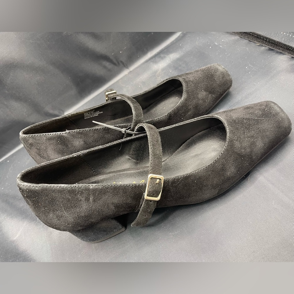 Matisse Mirabelle Black Suede Mary Jane Pump Women’s Size 6.5